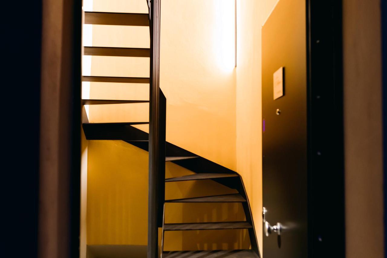 Private Parking Centro Storico: L'Affresco Apartment Bologna Exterior photo